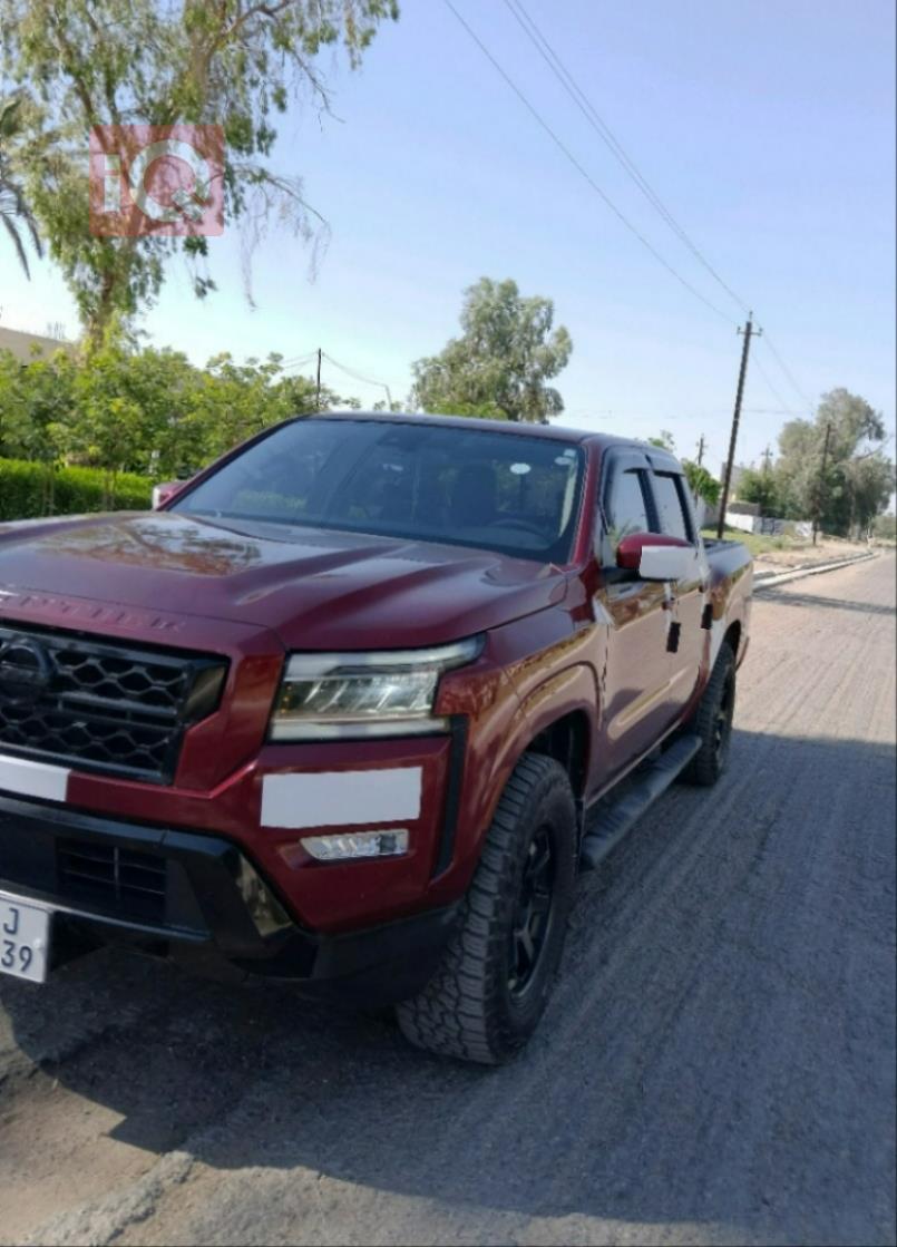 نیسان فرۆنتیر